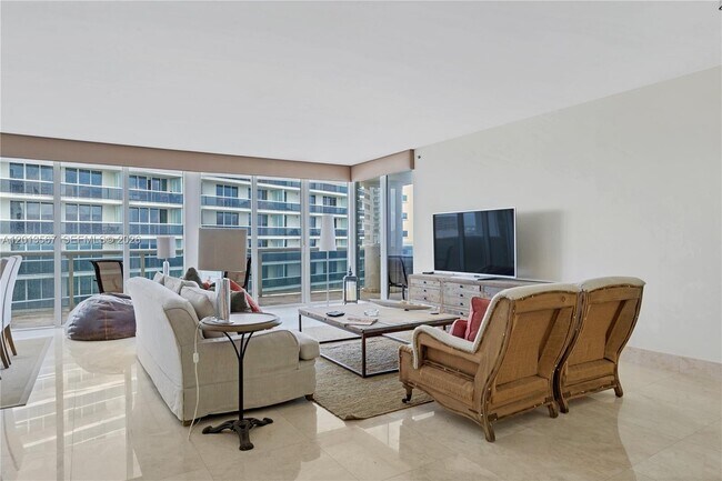 Photo - 1850 S Ocean Dr Unidad 1410