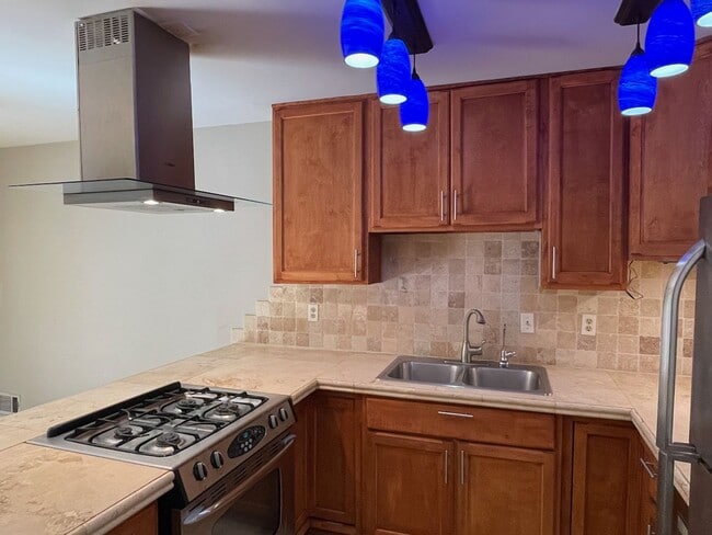 428 Page Ave NE
