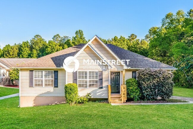 Building Photo - 3 Bedroom Pet-Friendly Home in Hayden, AL with Main Street Renewal