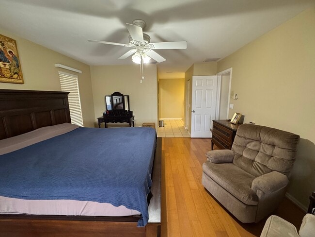 Photo - 939 St Andrews Blvd