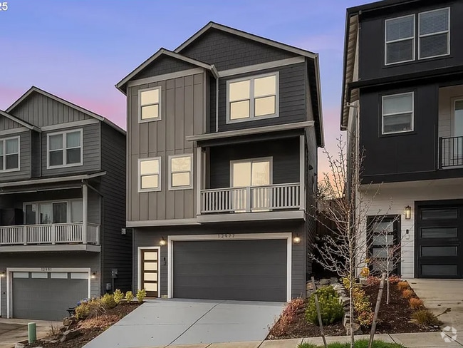 Building Photo - Modern Comfort Meets Convenience in Happy ... Rental