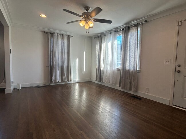 Photo - All Brick, Pet friendly cottage home