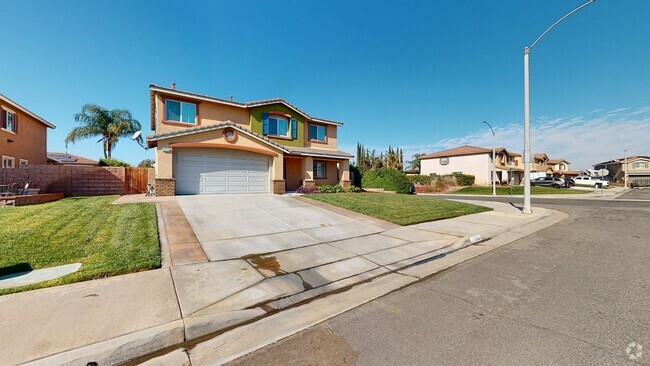 Building Photo - 3/2.5 Two Story Home located in Mission Gr...