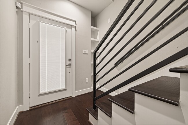 Photo - 2114 Engelmohr St Unidad B