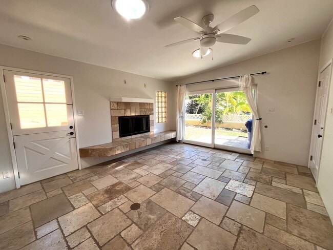Building Photo - 266 Fraxinella St Rental