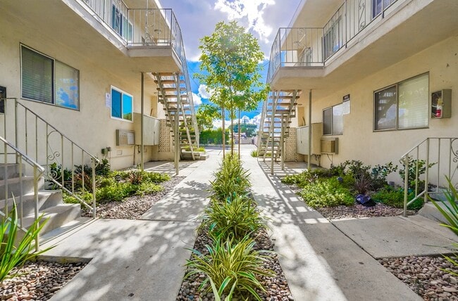 Interior - 1731 - 1745 W. 120th St.