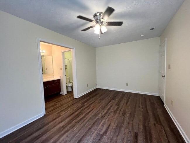 Photo - 2154 Skyview Dr