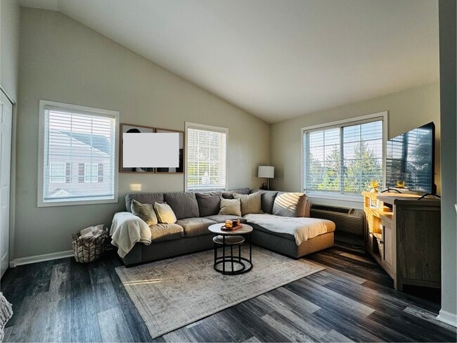 Photo - 128 Bertram Dr Unit M