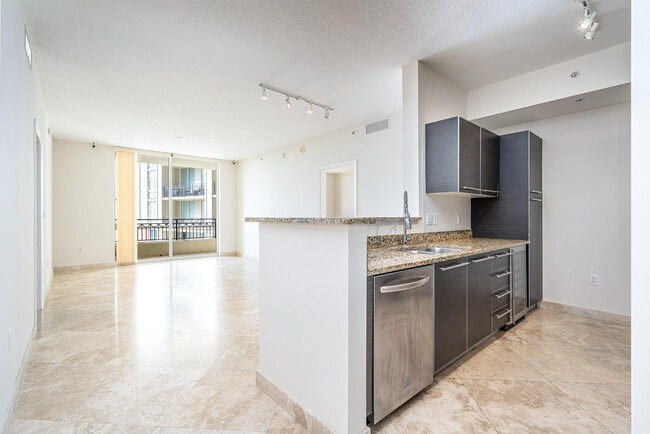 Photo - 550 Okeechobee Blvd Condominio Unidad 1807