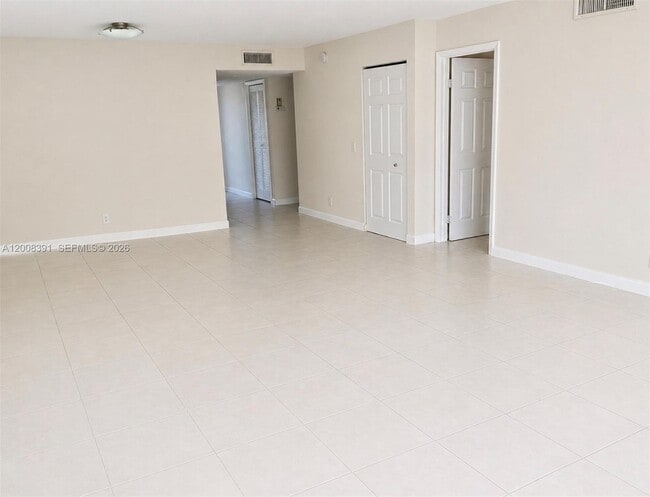 Photo - 405 Lakeview Dr Unidad 202