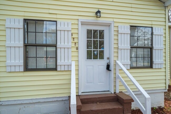 Photo - Fully Renovated 3BR/2BA Home in Pell City ...
