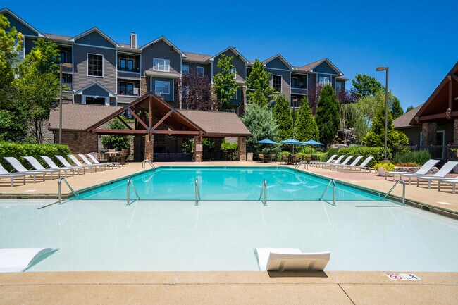 Photo - Falls at 109