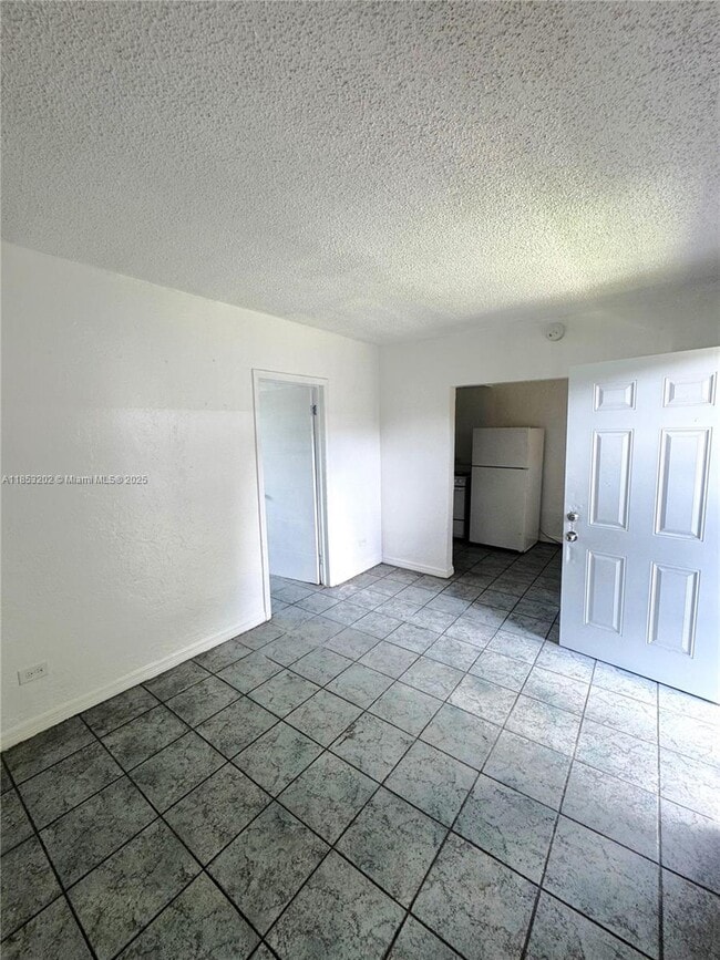 Building Photo - 840 NW 70th St Unit 7 Rental