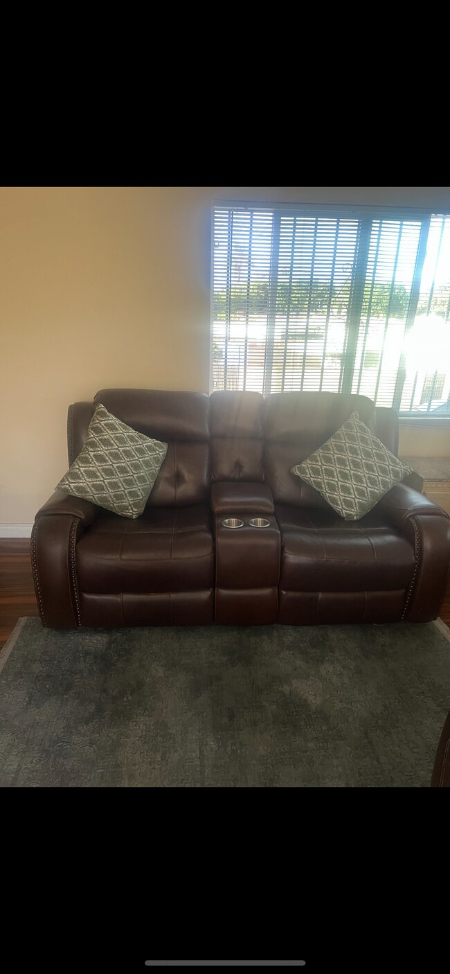 Photo - 2400 Pine Ave Unit A