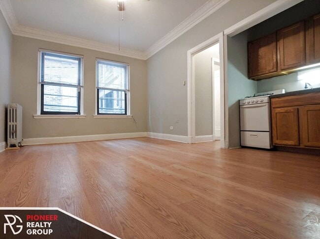 Photo - 3831 N Fremont St Unit 208