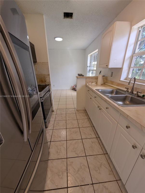 Photo - 720 NW 15th Terrace