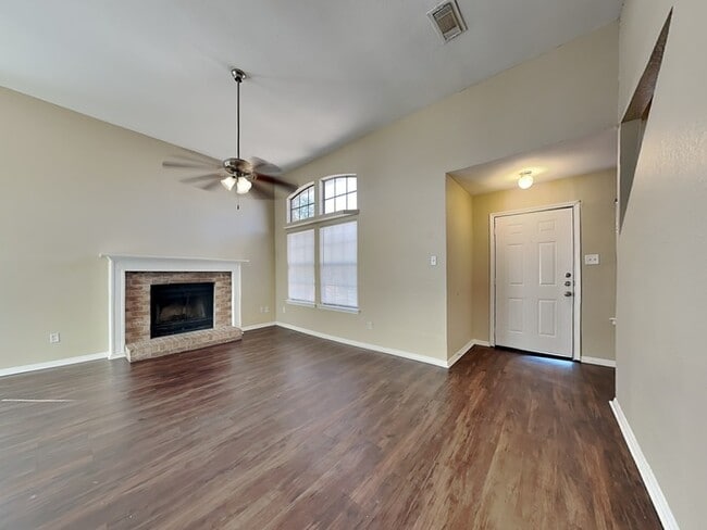 Photo - 13116 Rustic Trail