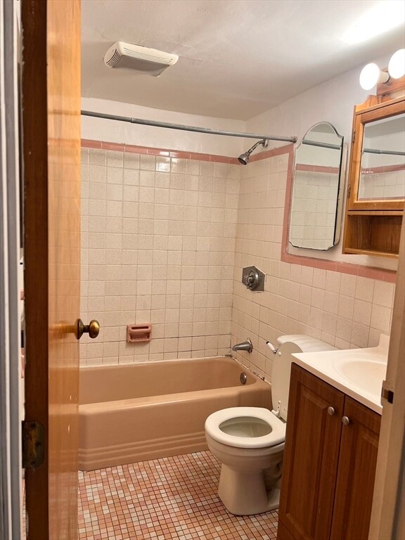 Photo - 11 Commonwealth Ct Condo Unit 9
