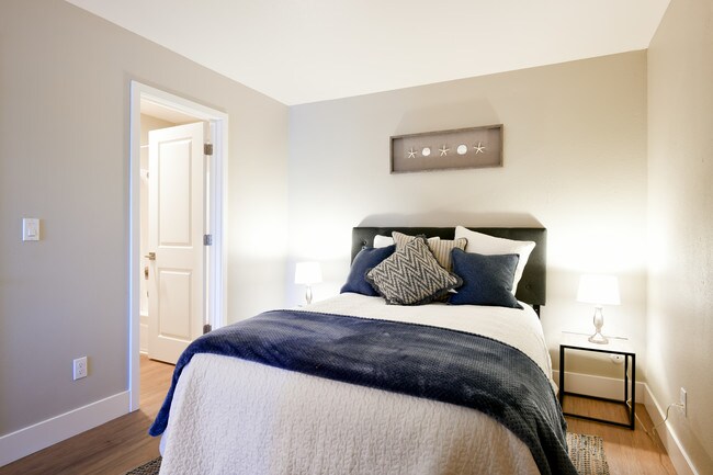 1 BR,1 BA 480SF