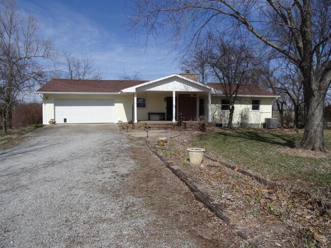 Photo - 11000 E St Charles Rd House