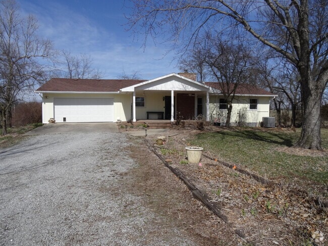 Building Photo - 11000 E St Charles Rd Rental