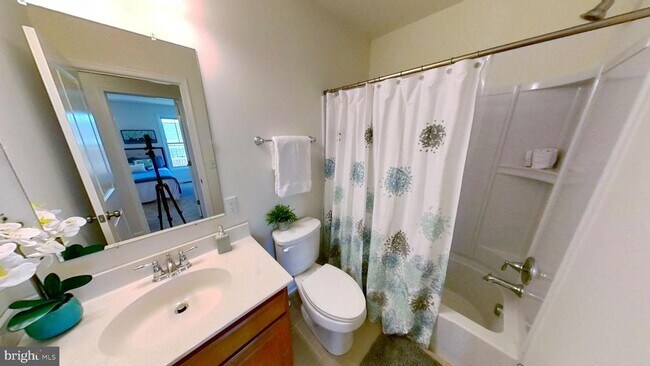 Photo - 801 Mapleton Ave Unit 3