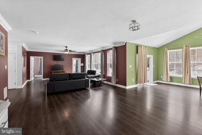 Photo - 129 Meridian Blvd