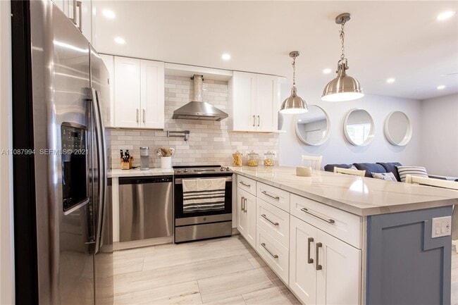 Photo - 300 Oregon St Unit 204