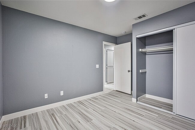 Photo - 1845 Navajo Lake Way