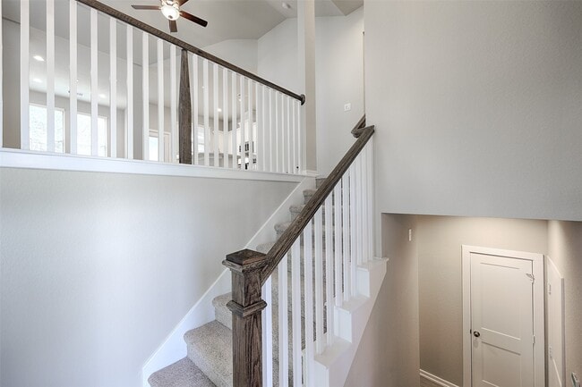 Photo - 115 Handley Dr