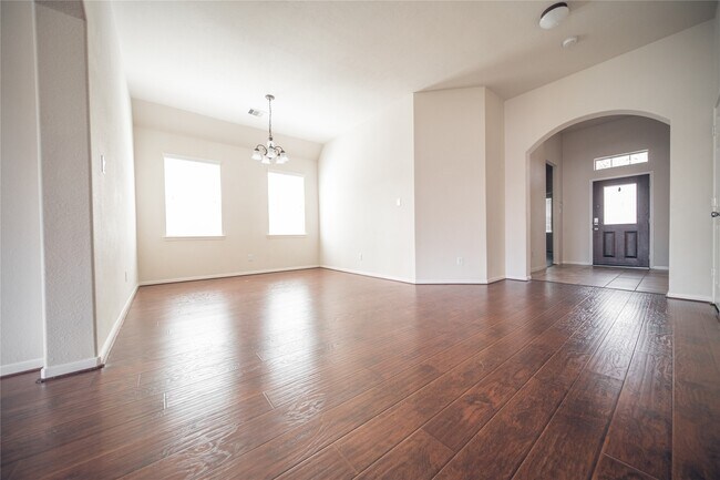 Photo - 9123 Cavalier Ln