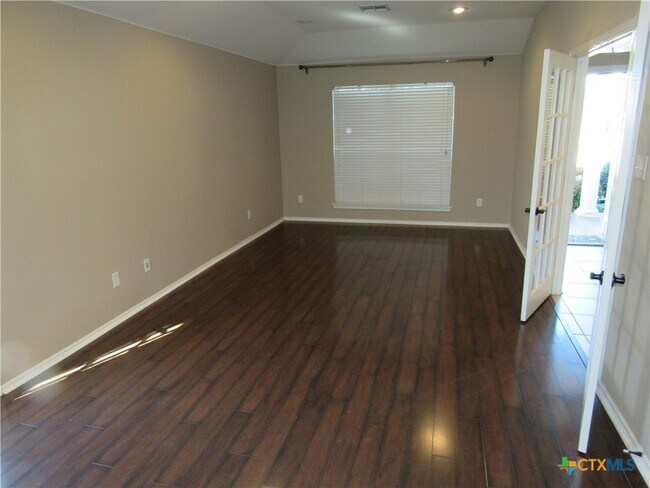 Photo - 5812 Montrose Dr