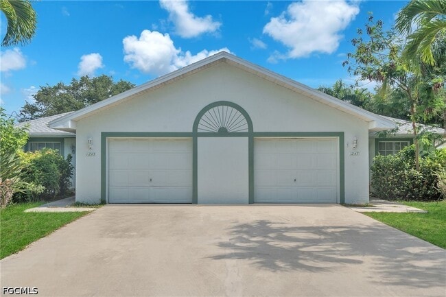 Photo - 1245 SE 6th St