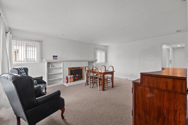 Photo - Attached garage!