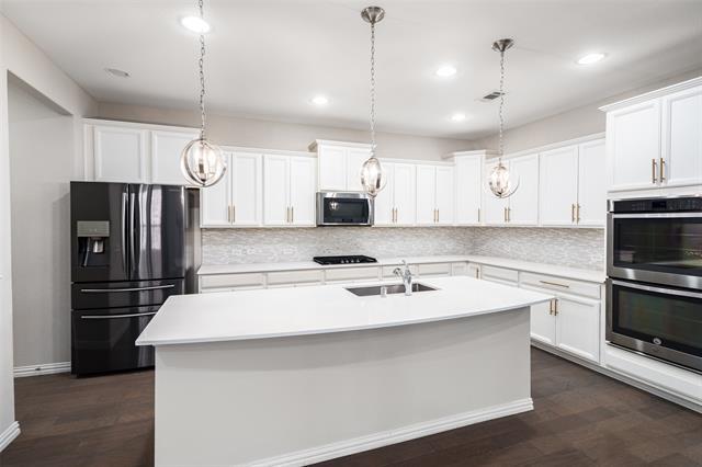 Photo - 2401 Olivia Ln