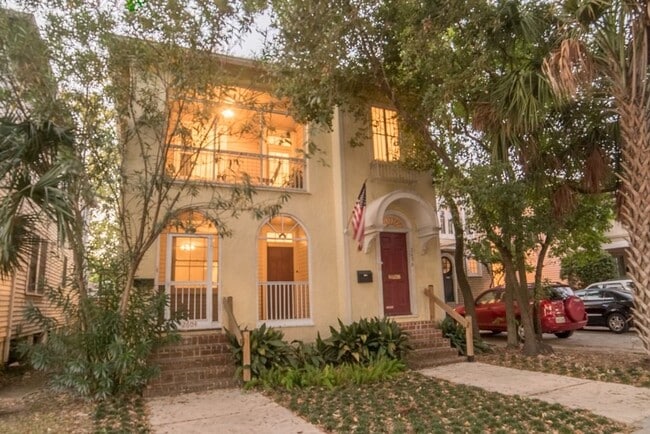 Photo - 2604 S Carrollton Ave Townhome