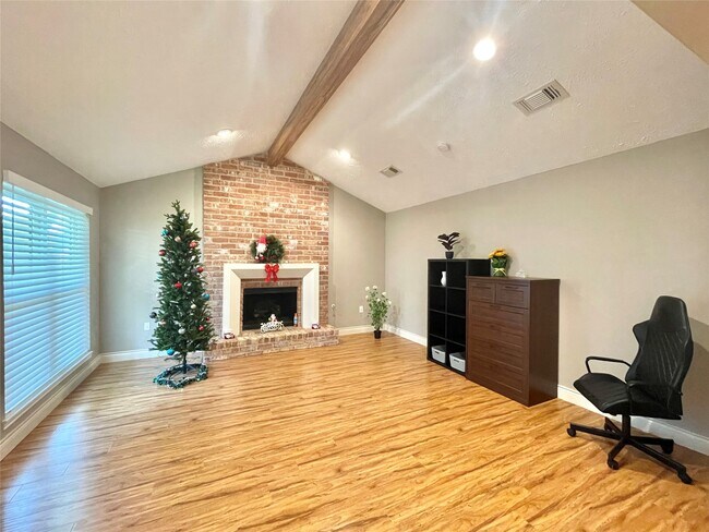 Photo - 3023 Sam Houston Dr