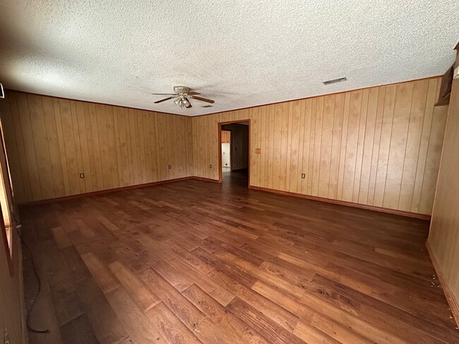 Photo - 1210 Port Arthur Terrace