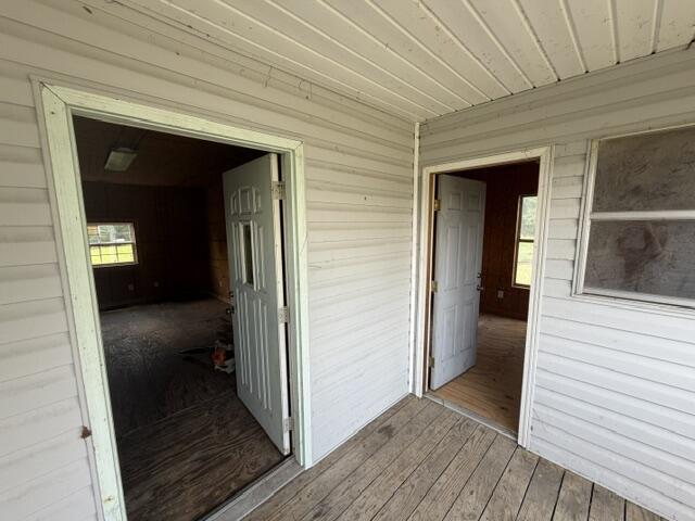 Photo - 1567 Perry Smith Rd