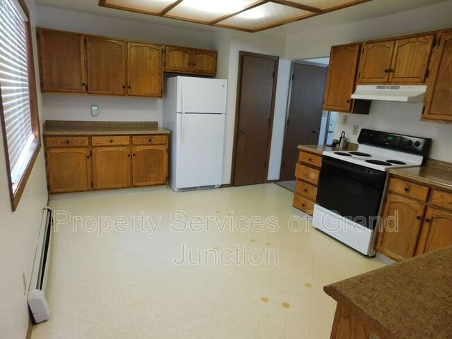 Photo - 570 Dawn Ct Unit 4