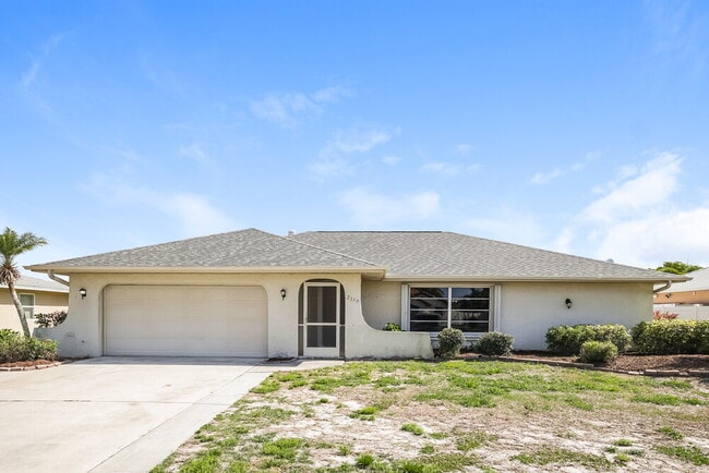 Building Photo - 2130 SE 9th Terrace