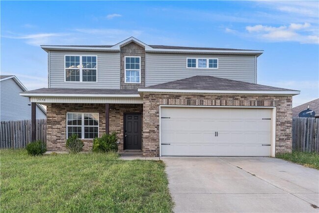 Building Photo - 1570 Scotland Dr