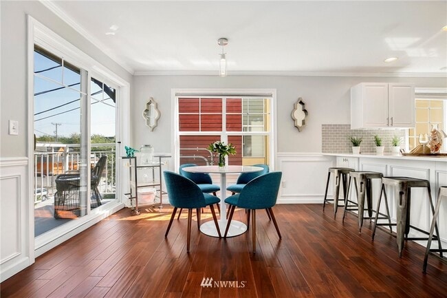 Photo - 3619 Phinney Ave N