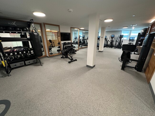 Photo - 11 Commonwealth Ave