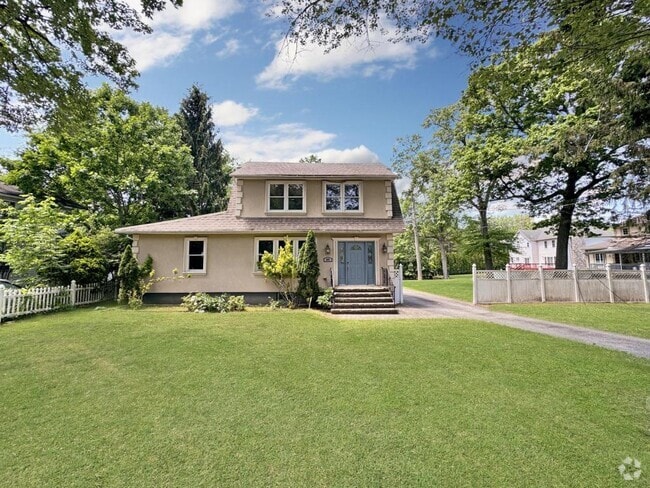 Building Photo - 499 Paramus Rd Rental