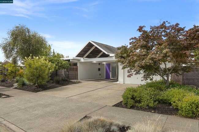 Photo - 8021 Shay Dr