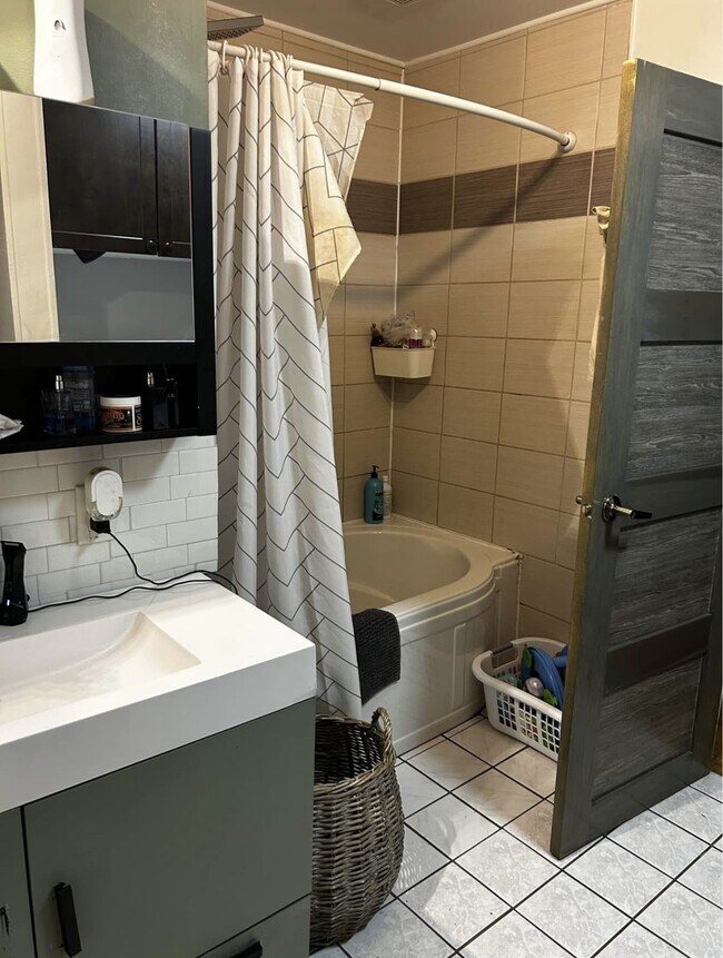 Photo - 6 Av 67E Unit Duplex