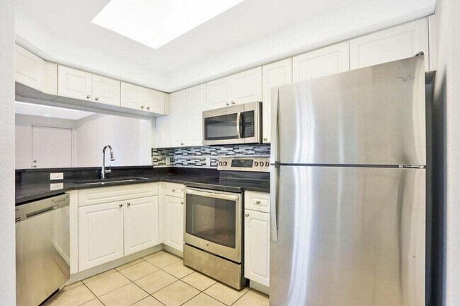 Photo - 2725 Anzio Ct Unidad 308