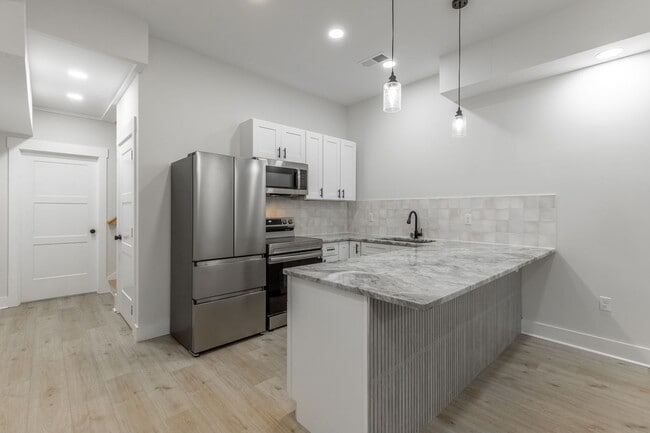 Photo - 1124 Garfield St Unit B