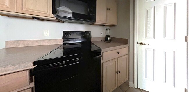 Photo - 1224 S Hiawassee Rd